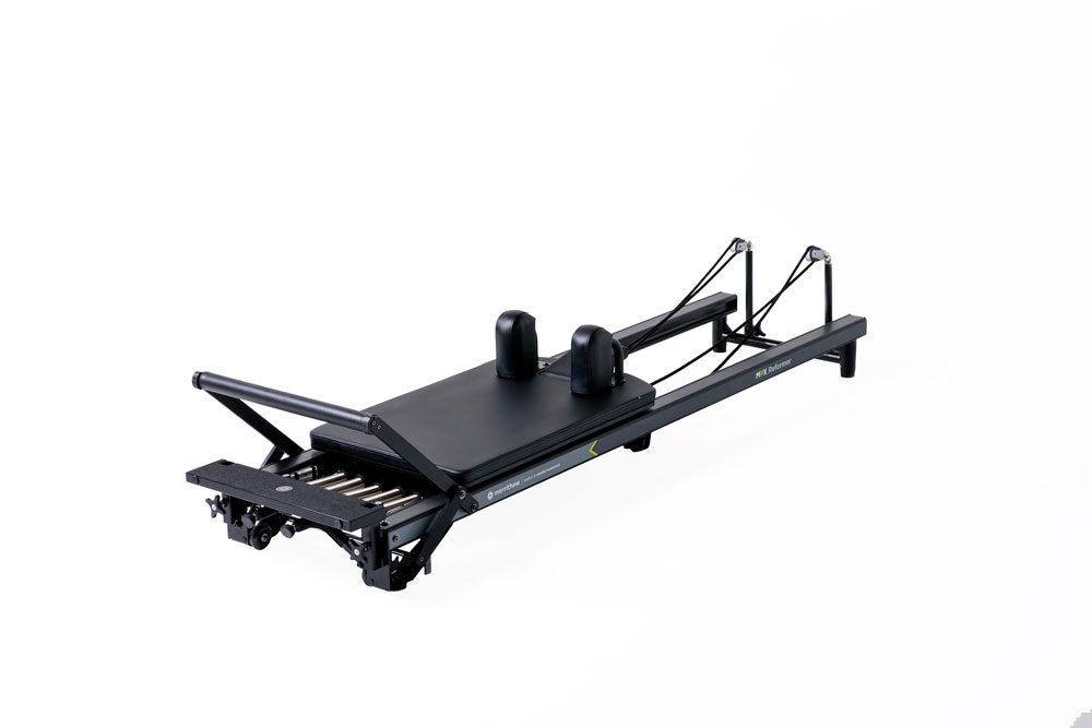 [1676] MPX REFORMER ESENCIAL CON SOPORTE VERTICAL (EN COLOR NEGRO) MERRITHEW