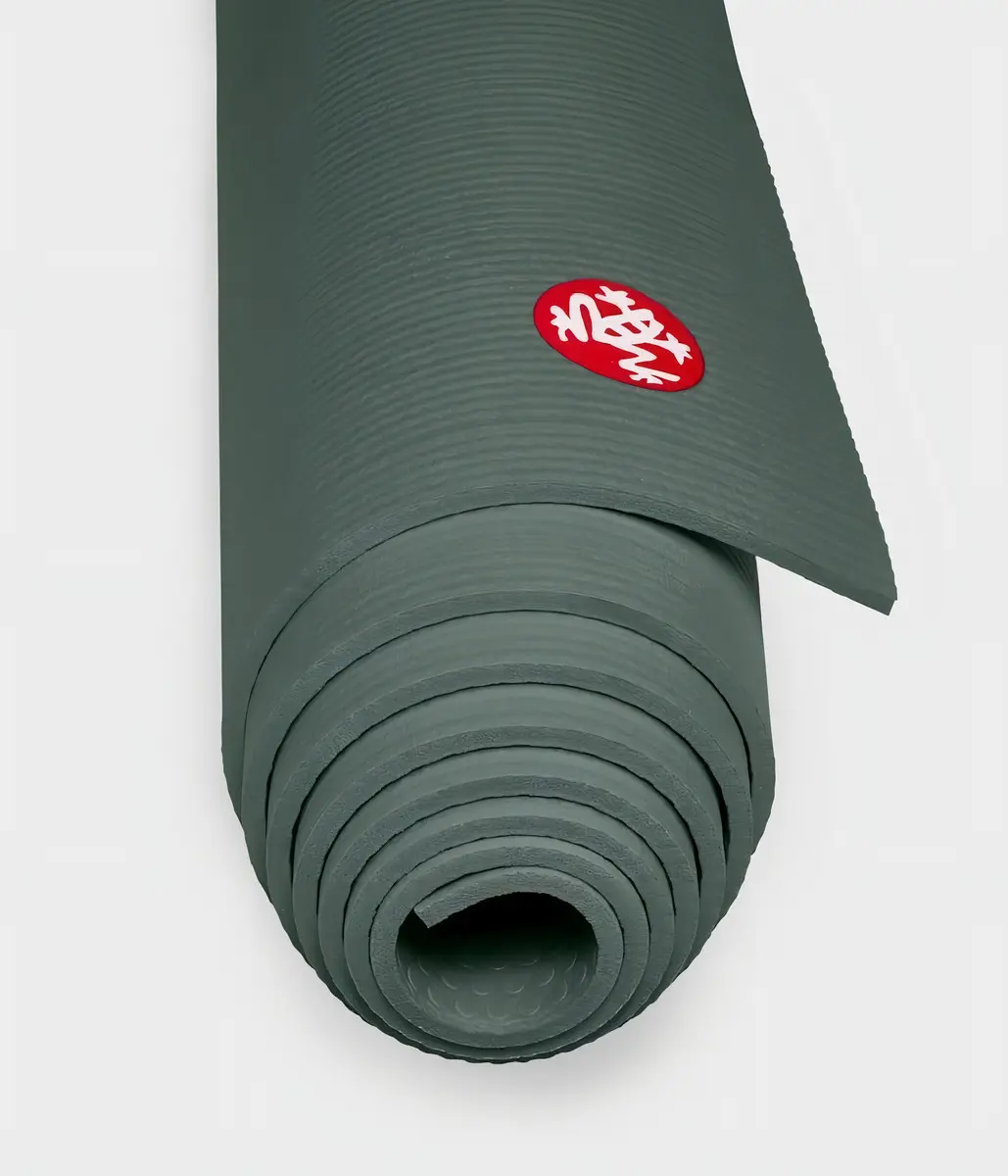 TAPETE DE YOGA MANDUKA PROLITE VERDE ANTIDERRAPANTE ALTA DENSIDAD